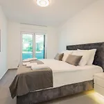 Apartman Ps *