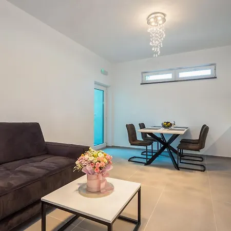 Ps Apartment *