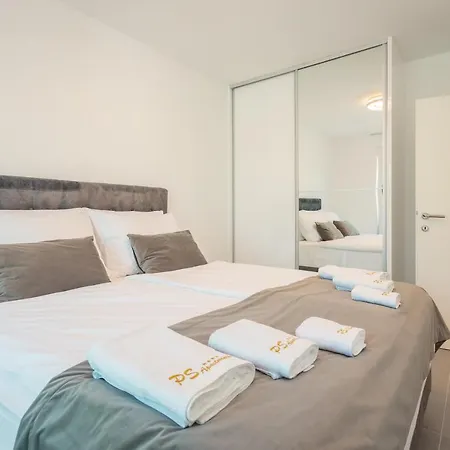 Apartment Ps *