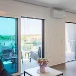 Ps *