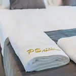 Ps *